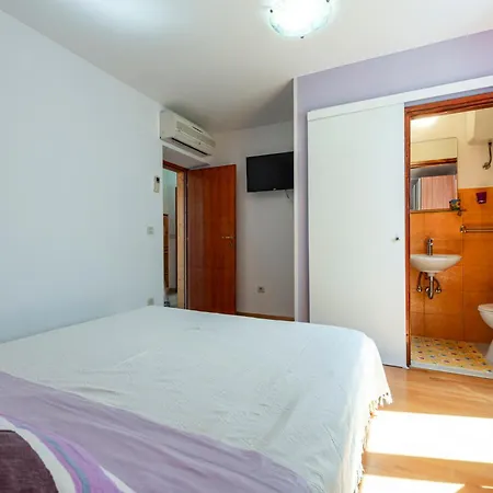 Apartment Uvala